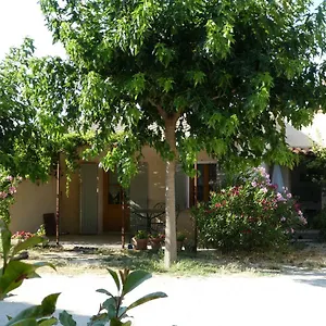 les-biguieres.fr-provencehotel.com/